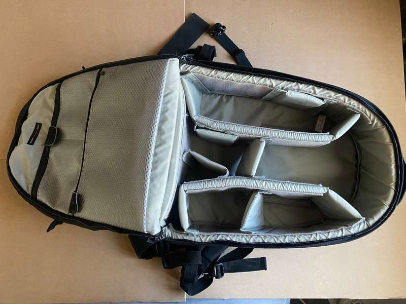 LOWEPRO  CAMERA BAG IN GOOD  CONDITION